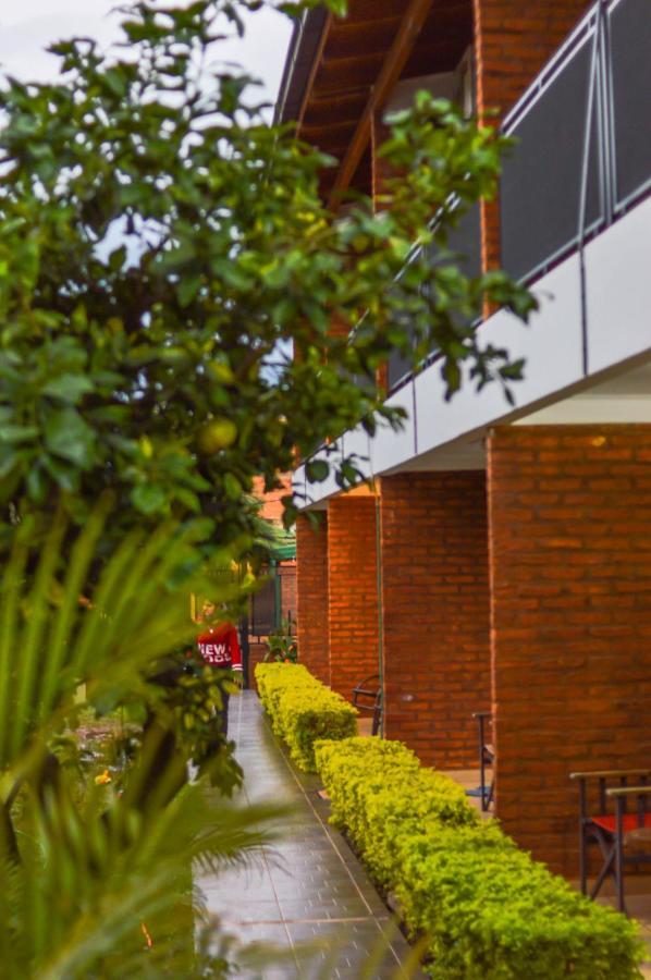 Managua Apart Hotel Puerto Iguazu Exterior photo